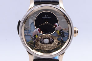 二手奢侈品回收难度升级 雅克德罗玩偶手表乃回收标准