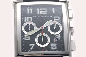 芝柏1945系列橡胶带方形手表想快速变现选择奢侈品回收靠谱吗