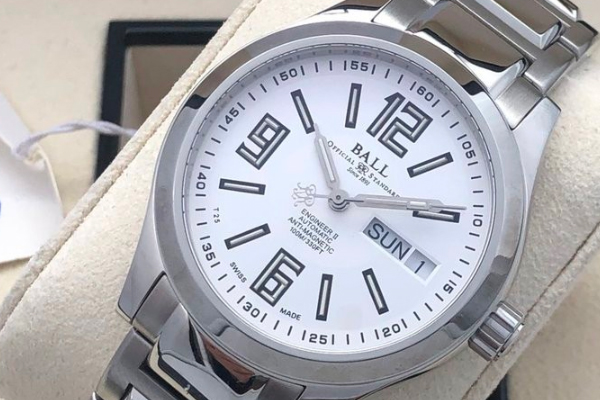 售价万元的波尔手表回收价格是多少