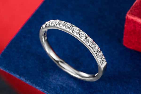 中国黄金的钻石戒指可以回收吗