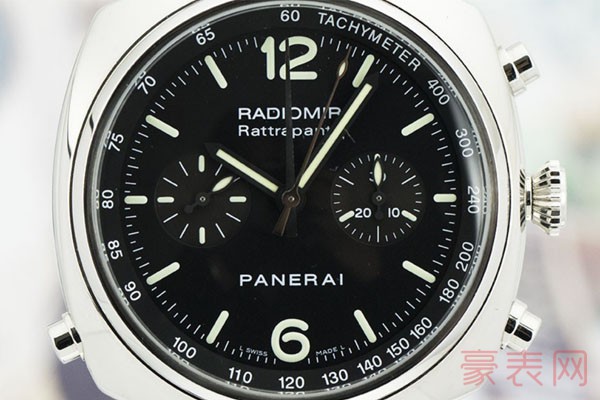 沛纳海特别系列PAM00214男士手表表径45MM