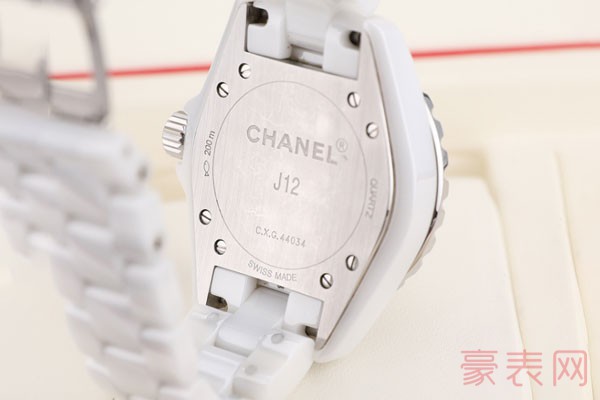 二手香奈儿H5703手表的背面展示