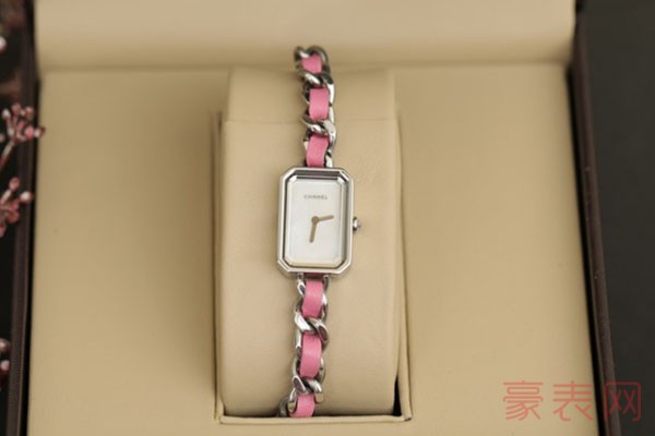 香奈儿PREMIERE系列H4557女士粉色石英手表