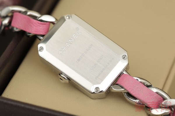 香奈儿PREMIERE系列H4557女士粉色石英手表密底