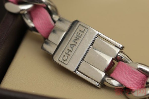香奈儿PREMIERE系列H4557女士石英手表折叠表扣