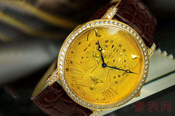 二手卡地亚ROTONDE系列豹子手表的外观展示