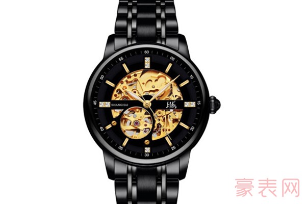 二手95新时尚镂空深邃黑面款上海手表展示