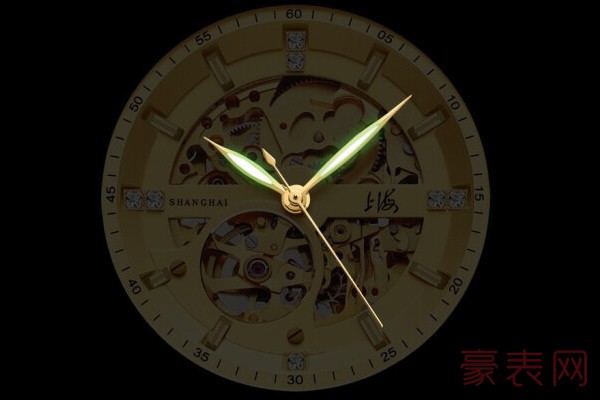 二手95新上海手表夜光指针展示