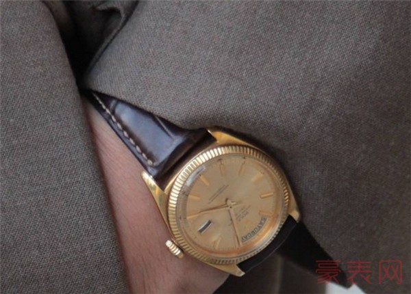40岁男人戴什么样的手表比较好？
