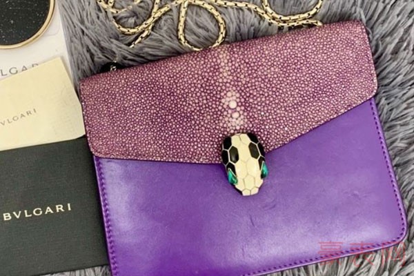 宝格丽SERPENTI系列紫色珍珠鱼皮奢侈品链条包实拍