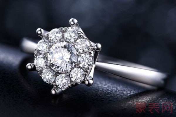 3000的铂金钻石戒指回收多少钱