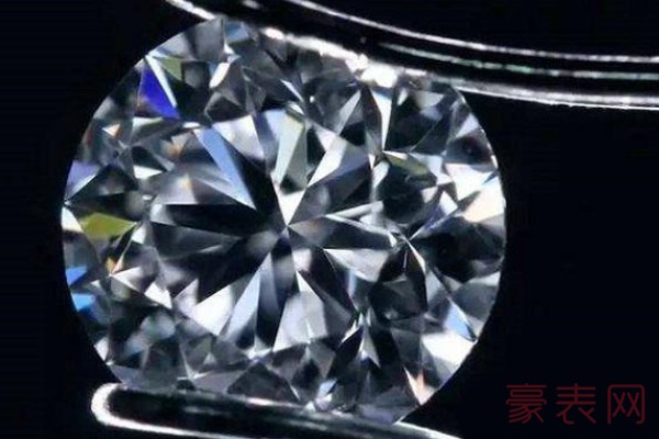 为什么钻石回收不值钱