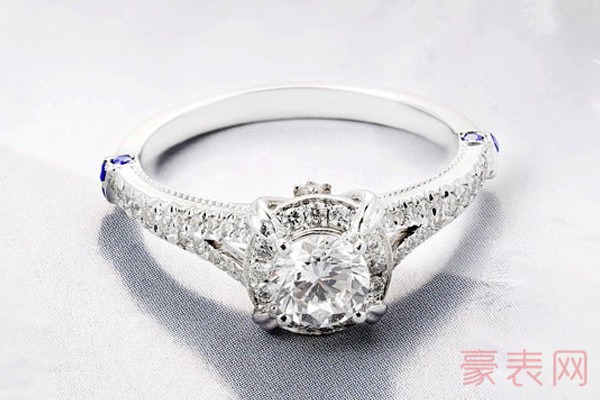 5600买来的钻石戒指能回收多少钱