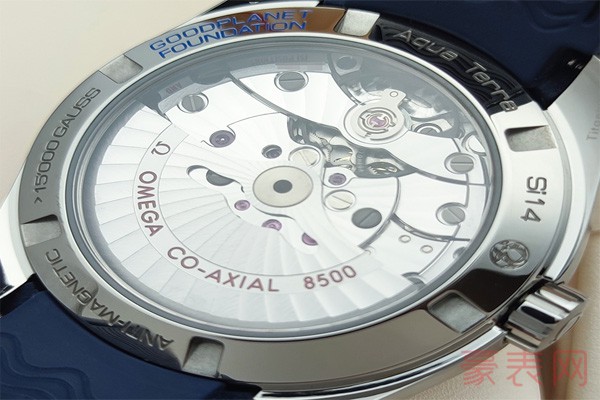 16年的老款欧米茄海马手表回收能卖多少钱