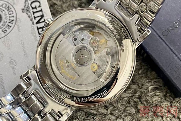 有划痕的浪琴机械手表能回收多少钱