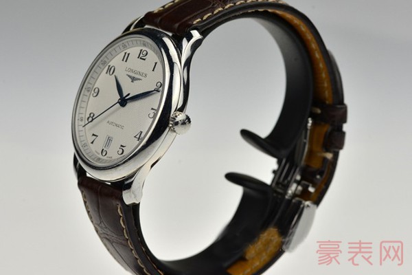 浪琴名匠的二手表回收价格能达五折回收吗