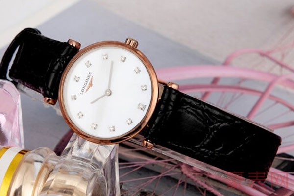 最新的浪琴超薄手表回收价格表大曝光！