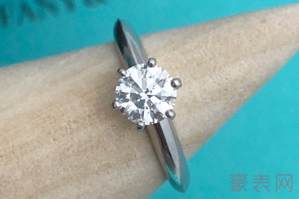 奢侈品钻石戒指回收价格查询结果分析