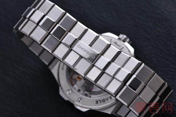 萧邦手表回收价格会受到品牌影响吗