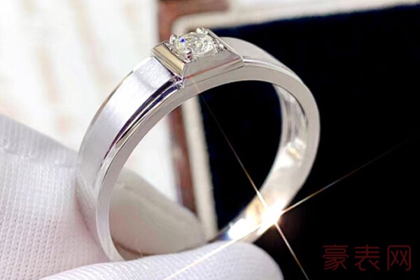二手白金钻石戒指回收能卖多少钱
