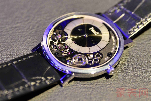原价二十万的伯爵手表能卖多少钱