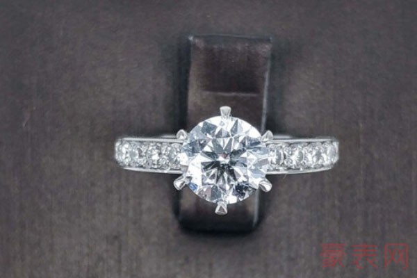 18k金钻石戒指回收多少钱一克