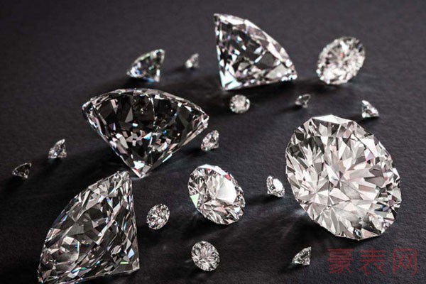 花了1万买来的钻石回收多少钱
