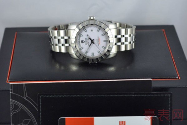帝舵23010-62110这个型号的手表回收价多少
