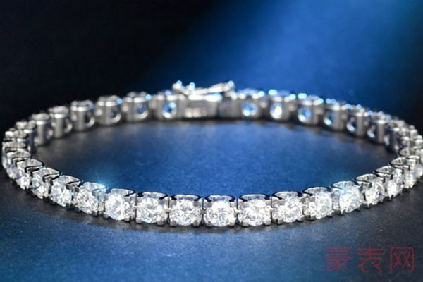 网上查的奢侈品珠宝回收钻石价格可信吗？