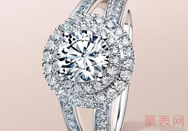 选钻石戒指需要注意什么细节吗